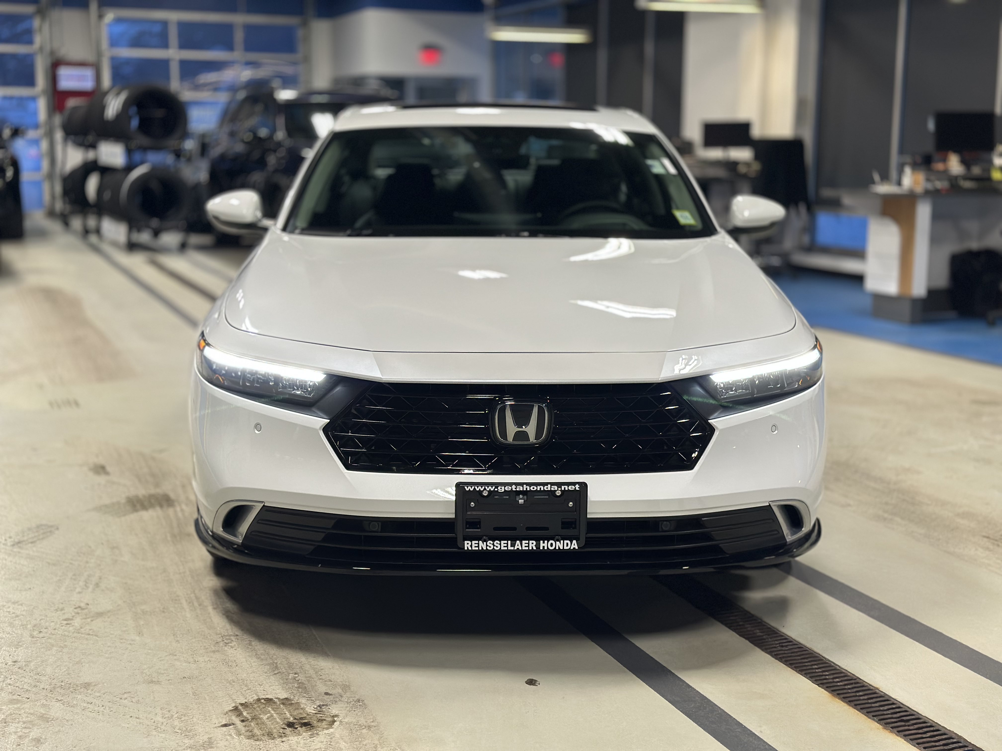 New 2026 Honda Accord Touring image 2