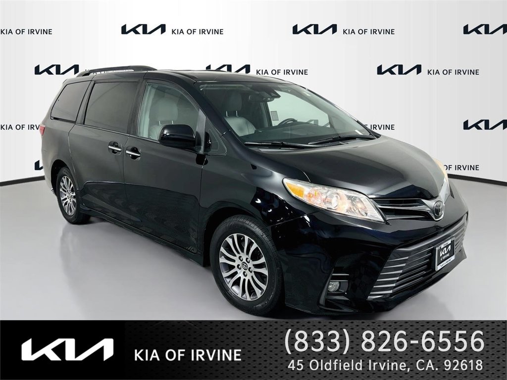 Used 2019 Toyota Sienna XLE
