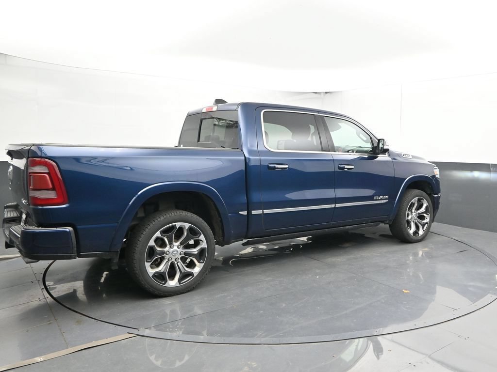 Used 2022 RAM 1500 Limited w/ Body-Colour Bumper Group AWD/4WD image 3