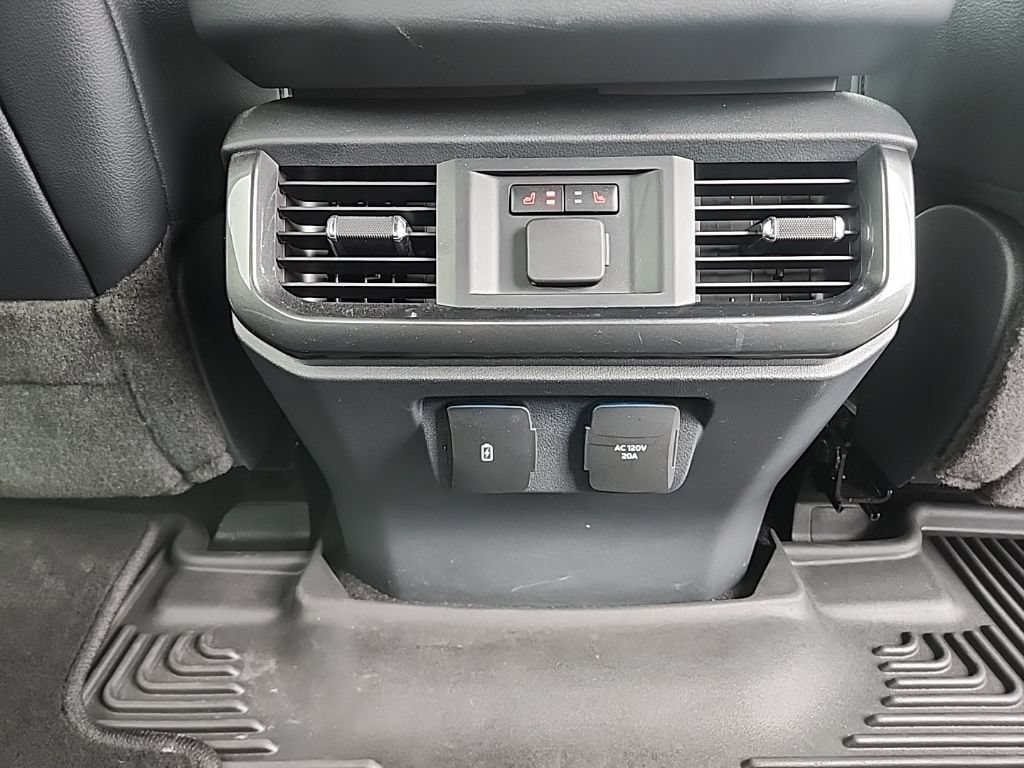 Used 2022 Ford F150 Lariat w/ Equipment Group 502A High AWD/4WD image 37