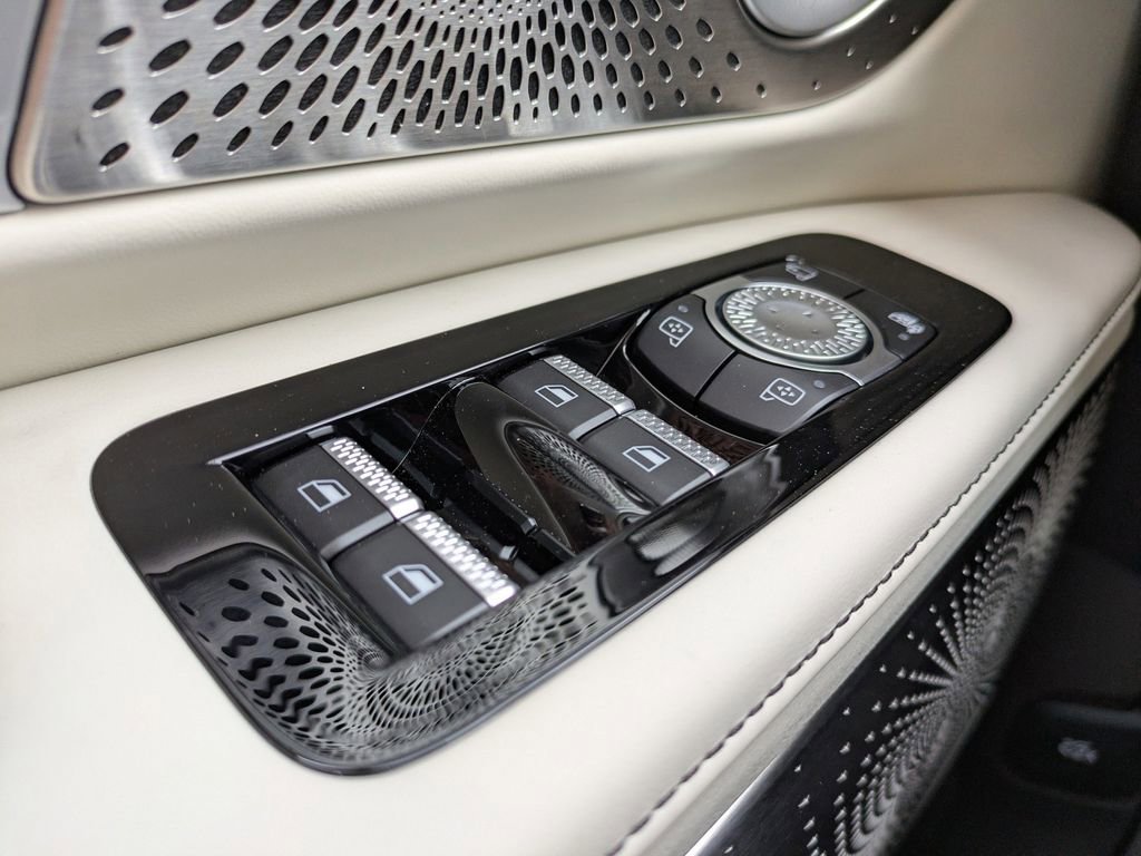 New 2026 Lincoln Nautilus Black Label w/ Jet Appearance Package image 29