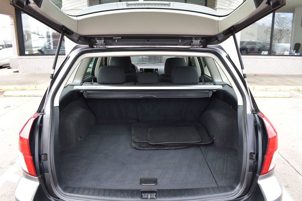 Used 2008 Subaru Outback 2.5i AWD/4WD image 40