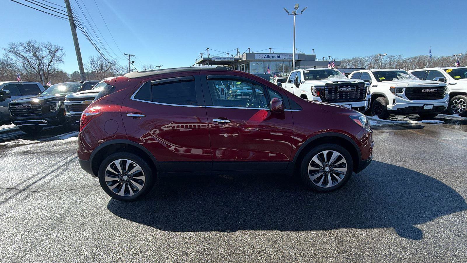 Used 2022 Buick Encore Preferred w/ Safety Package image 8