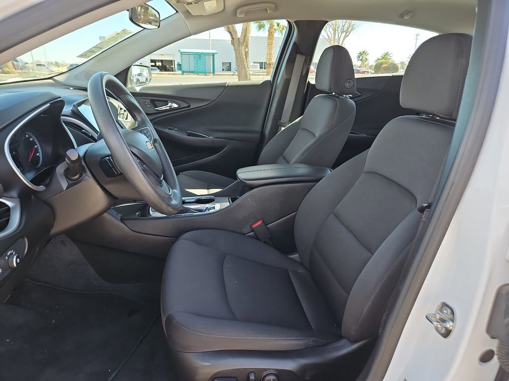 Used 2024 Chevrolet Malibu LT image 13