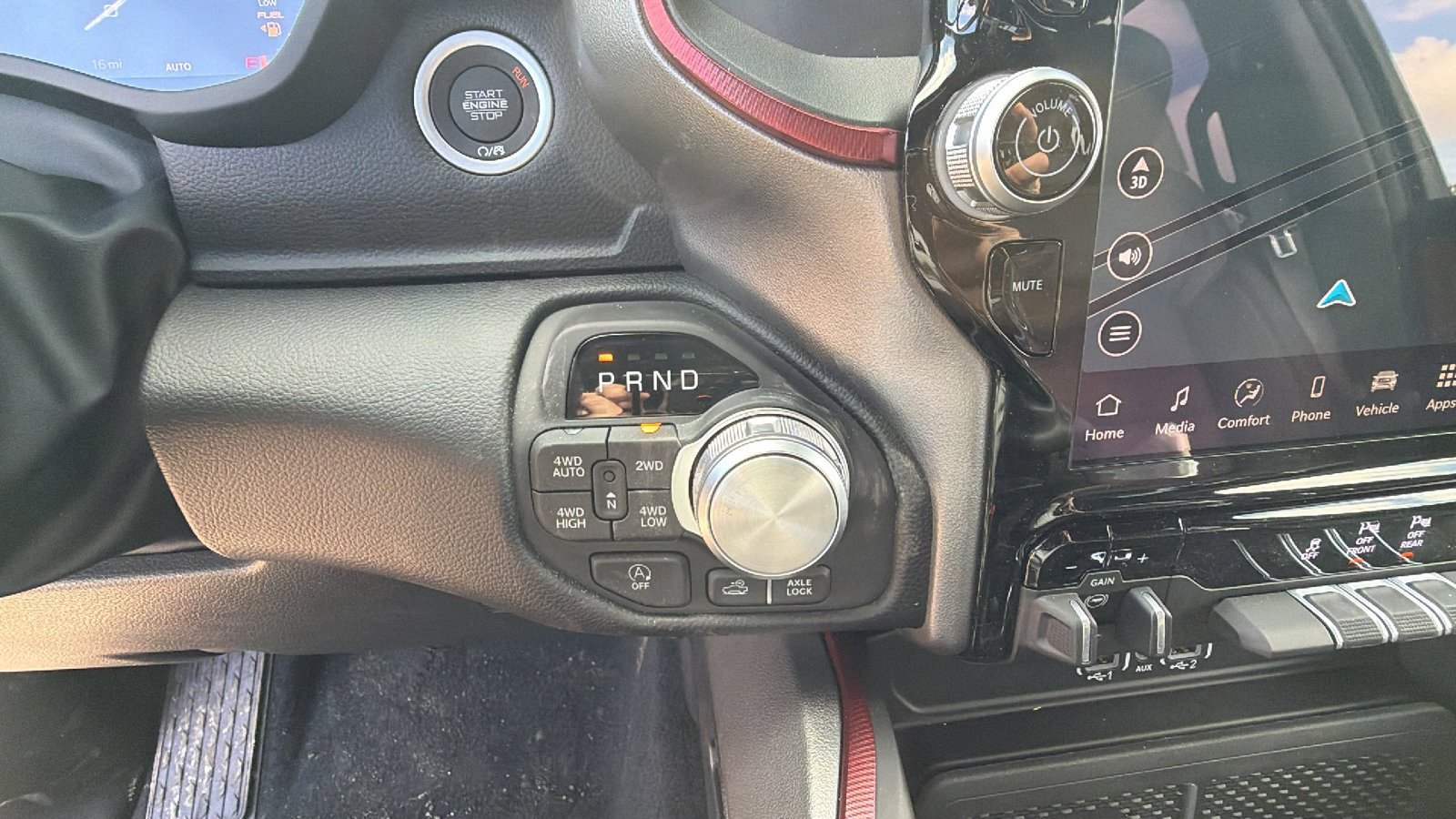 New 2026 RAM 1500 Rebel image 26