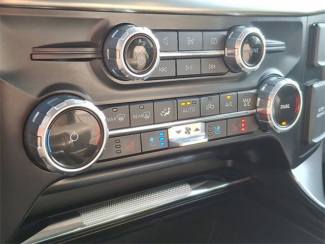 Used 2023 Ford F150 Lariat image 18