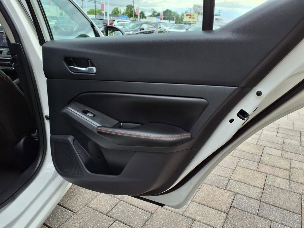 Certified 2022 Nissan Altima 2.0 SR image 14