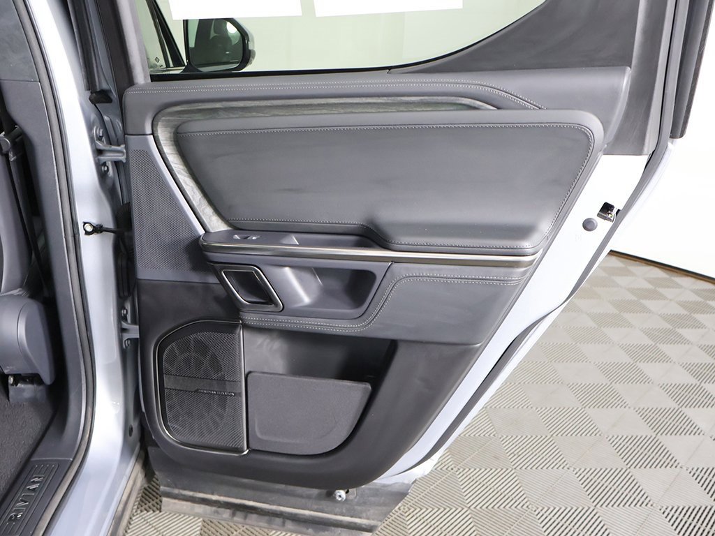 Used 2022 Rivian R1T Adventure image 28