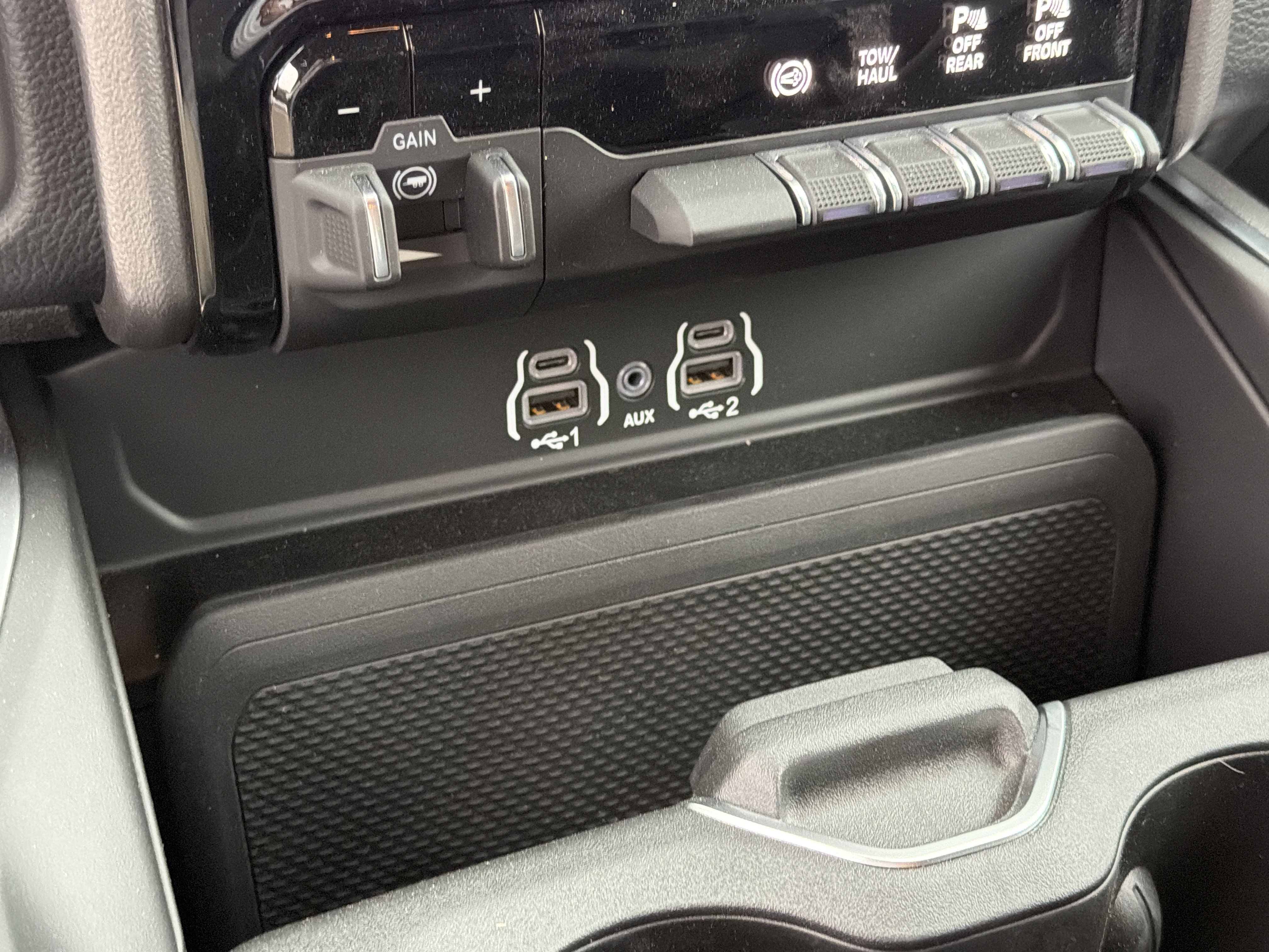 New 2026 RAM 2500 Big Horn AWD/4WD image 30