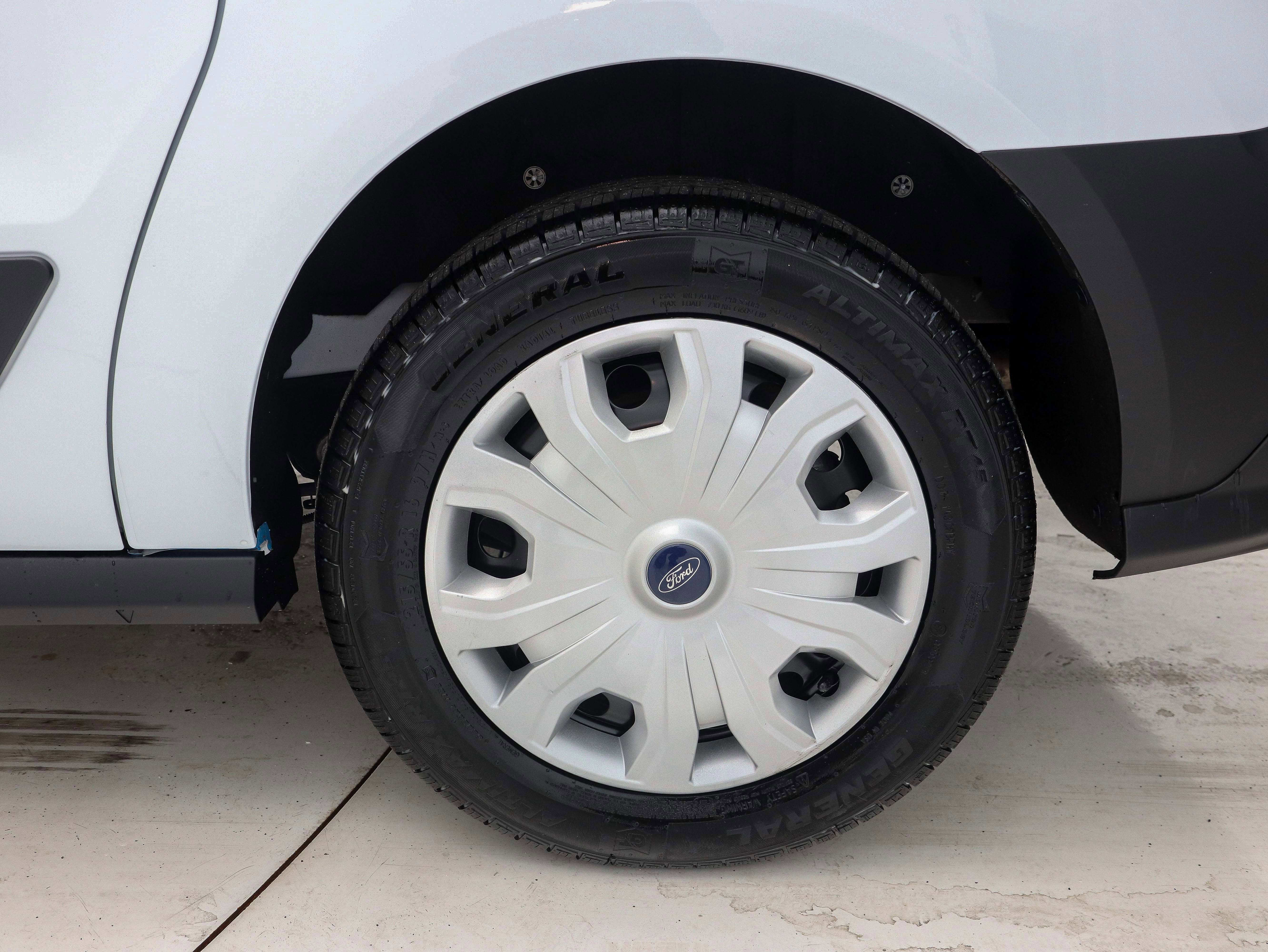 Used 2023 Ford Transit Connect XL image 29