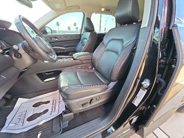Used 2024 Nissan Pathfinder SL w/ Cargo Package FWD image 13