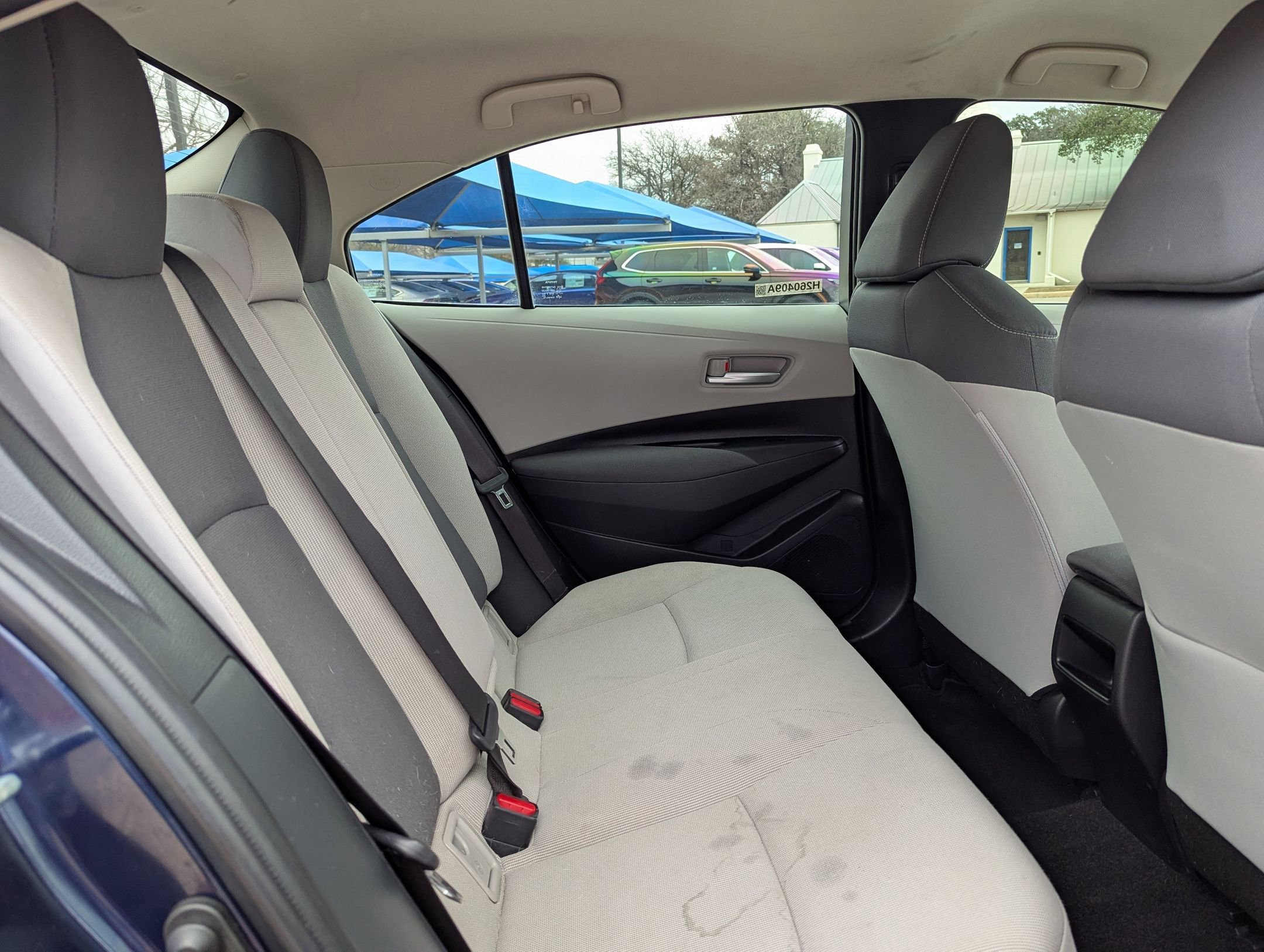 Used 2021 Toyota Corolla LE w/ Carpet Mat Package (TMS) image 25