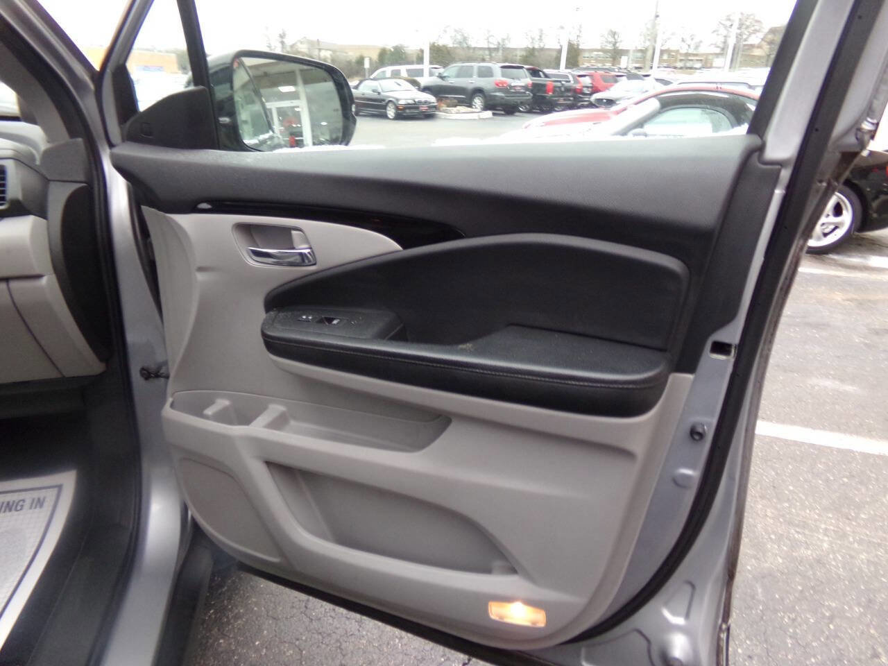 Used 2016 Honda Pilot Elite image 33