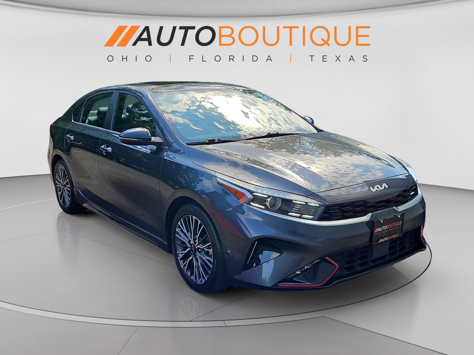 Used 2024 Kia Forte GT-Line w/ GT-Line Premium Package FWD image 7