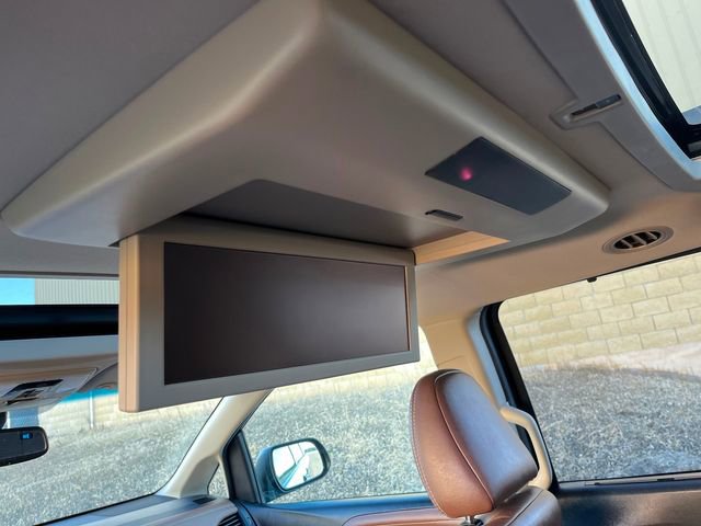 Used 2017 Toyota Sienna Limited Premium image 9