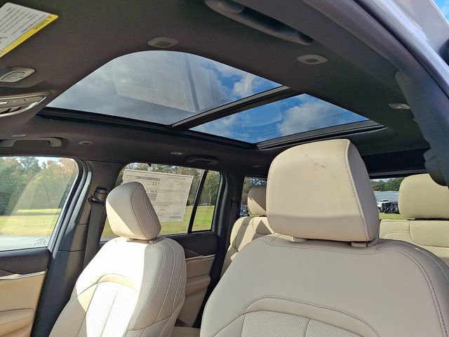 New 2025 Jeep Grand Cherokee Limited w/ Luxury Tech Group II image 11