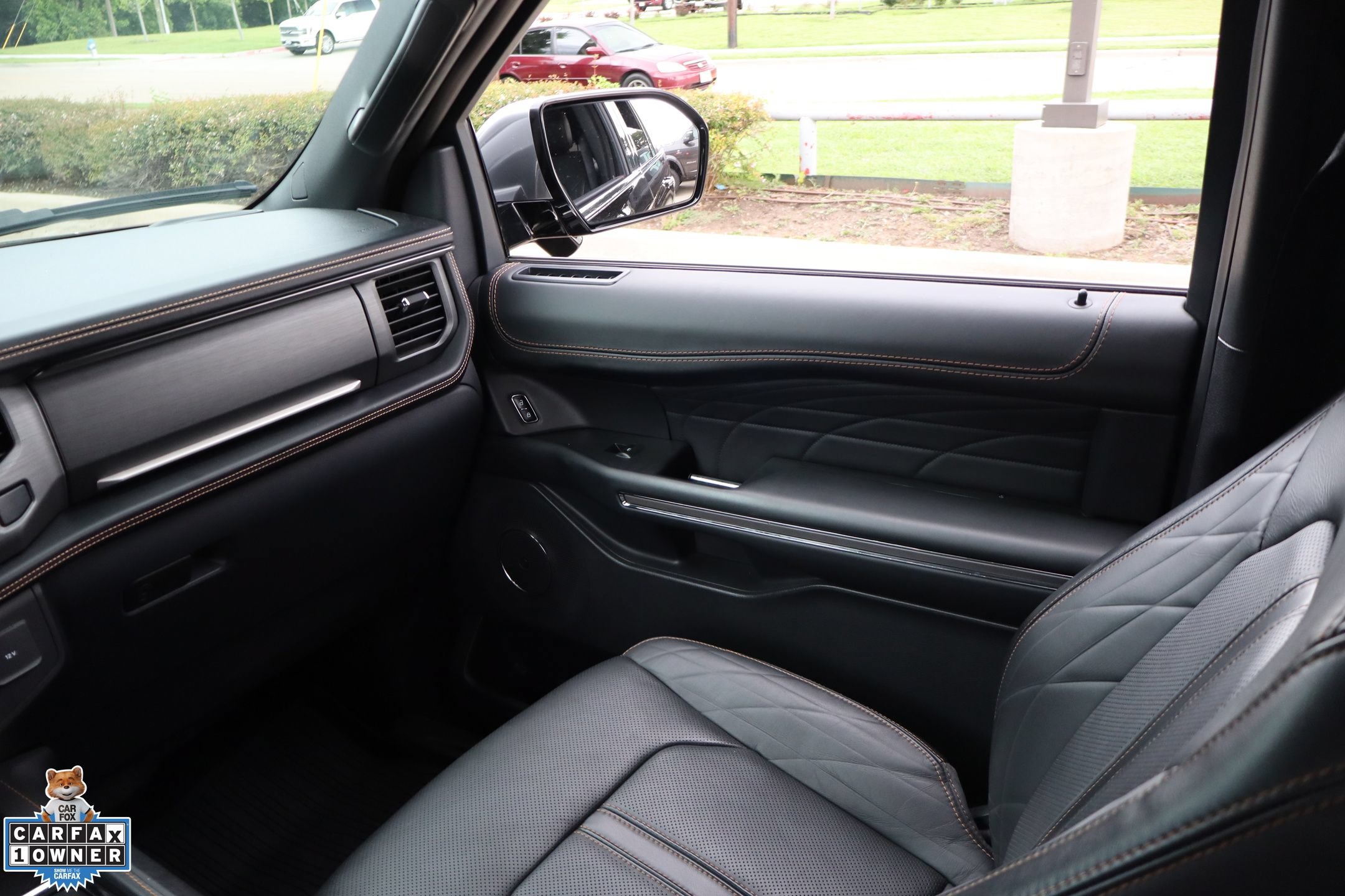 Used 2023 Ford Expedition Platinum RWD image 21