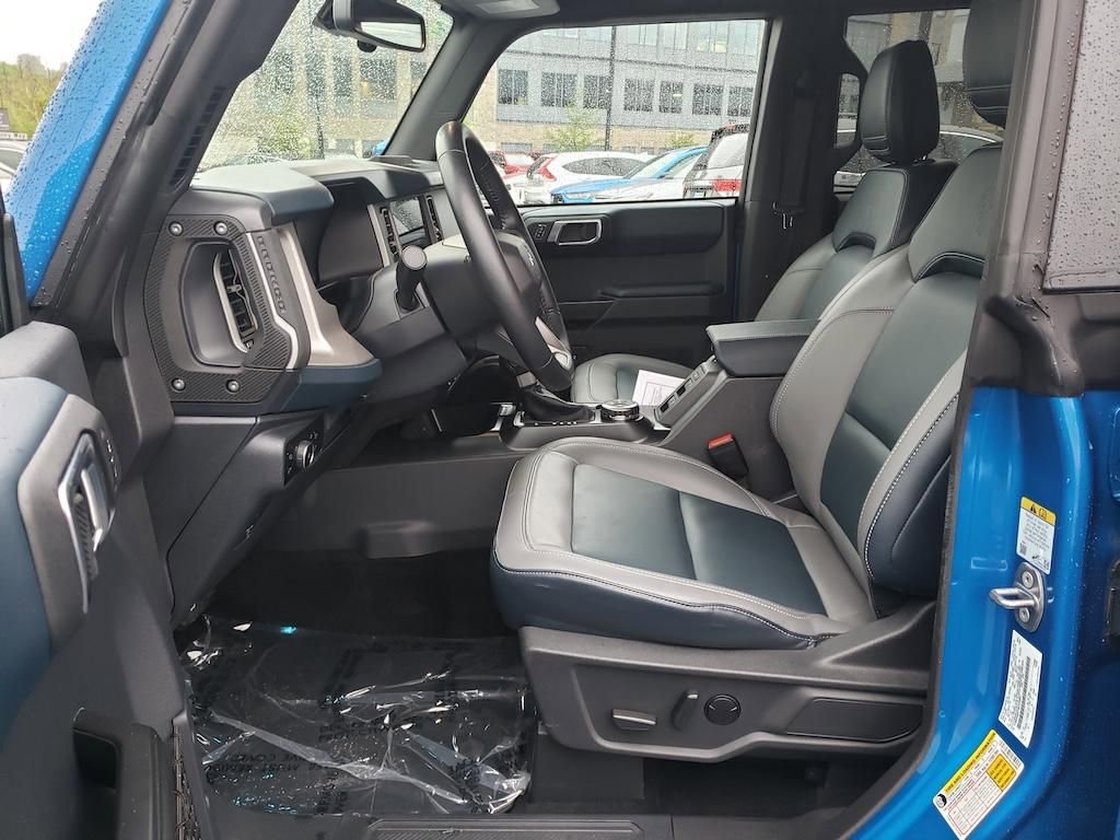 Used 2024 Ford Bronco Outer Banks AWD/4WD image 17