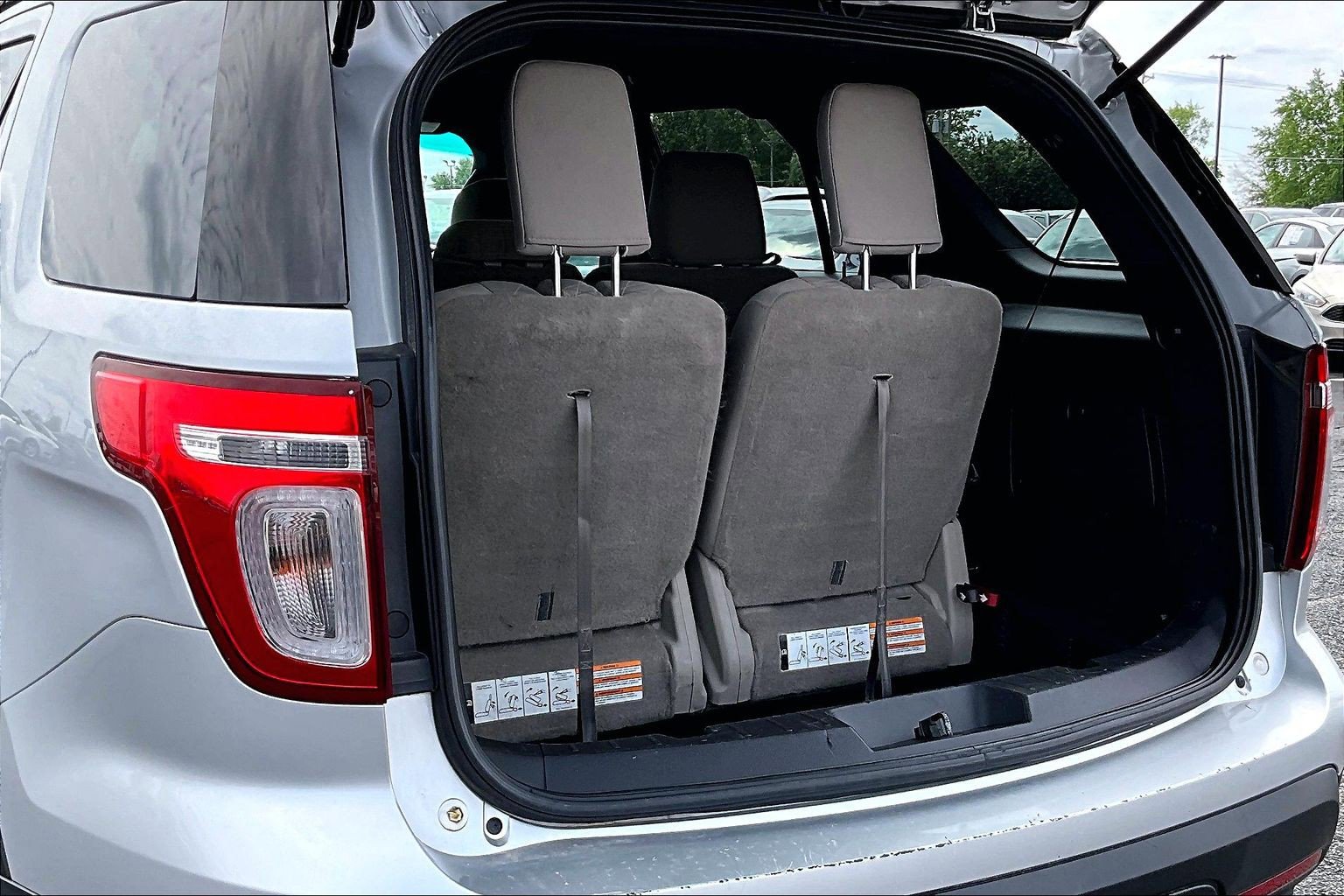 Used 2014 Ford Explorer FWD image 19