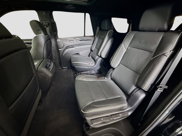 Used 2023 Cadillac Escalade Sport w/ LPO, Illumination Package AWD/4WD image 25