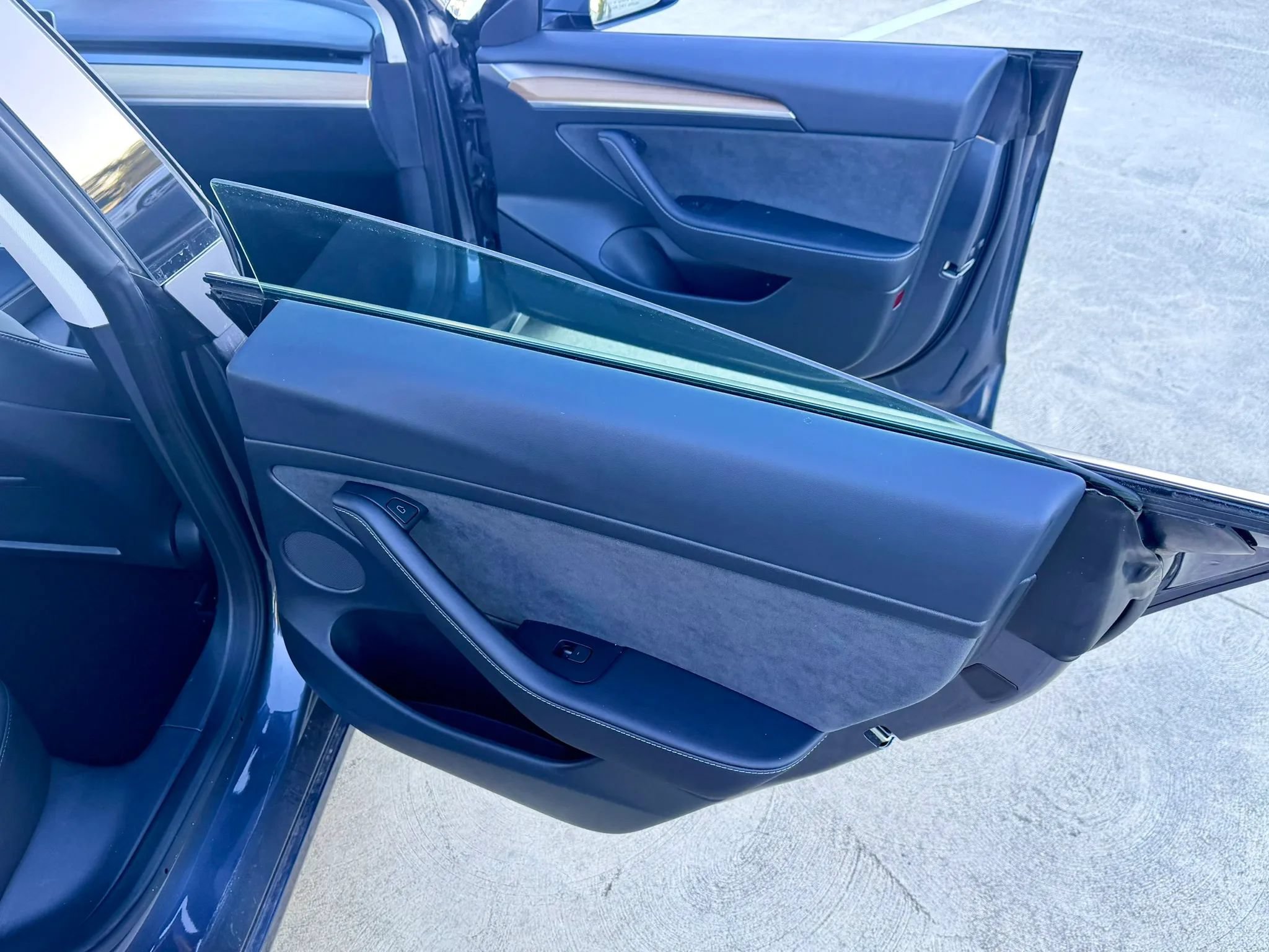 Used 2023 Tesla Model 3 Performance AWD/4WD image 18