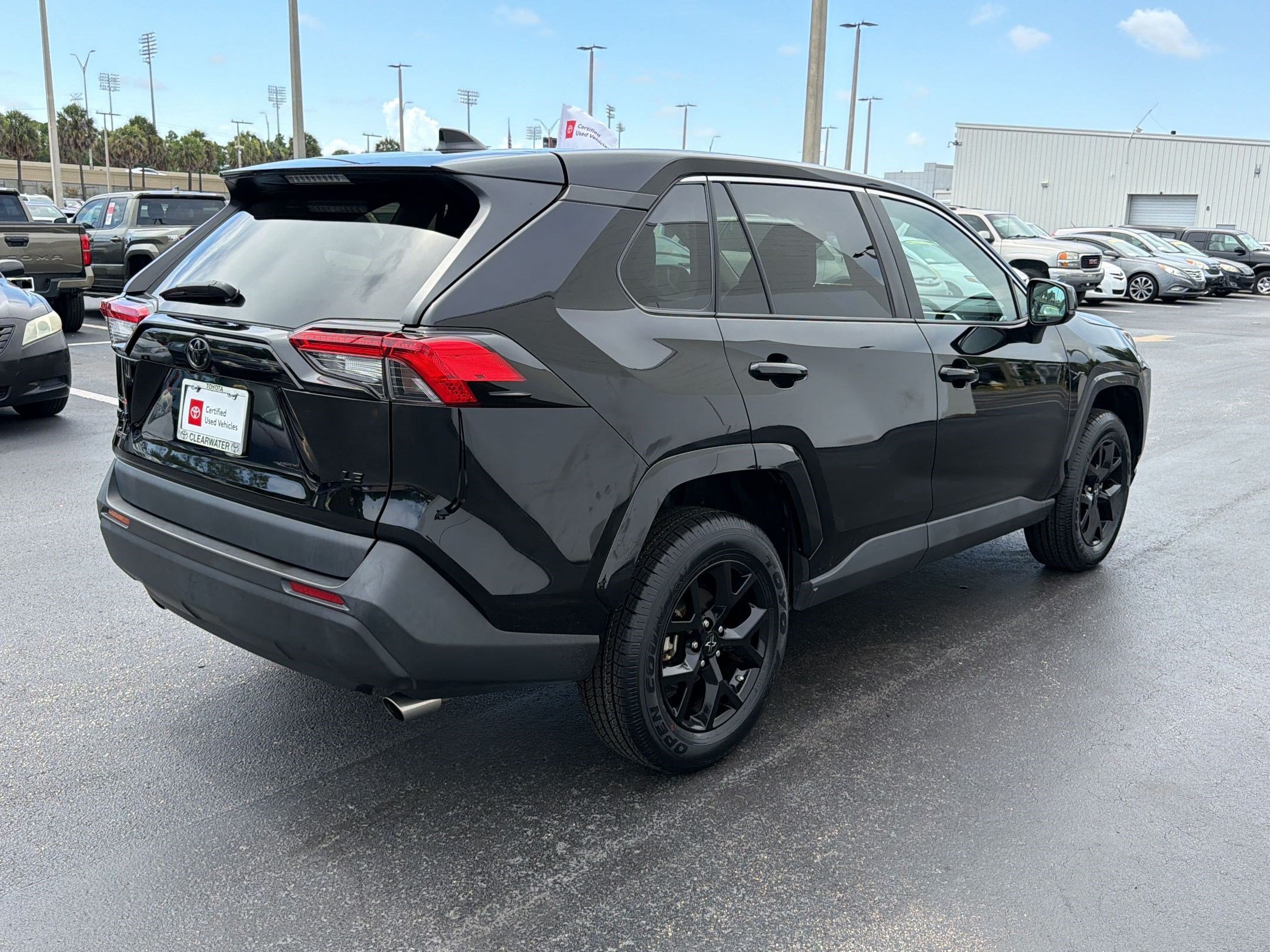 Certified 2024 Toyota RAV4 LE FWD image 9