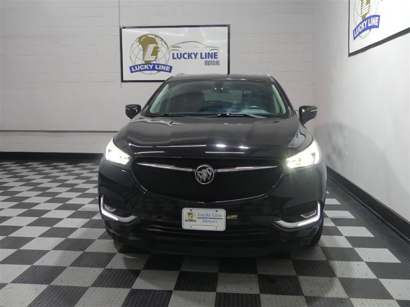 Used 2020 Buick Enclave Essence w/ Sport Touring Edition AWD/4WD image 2