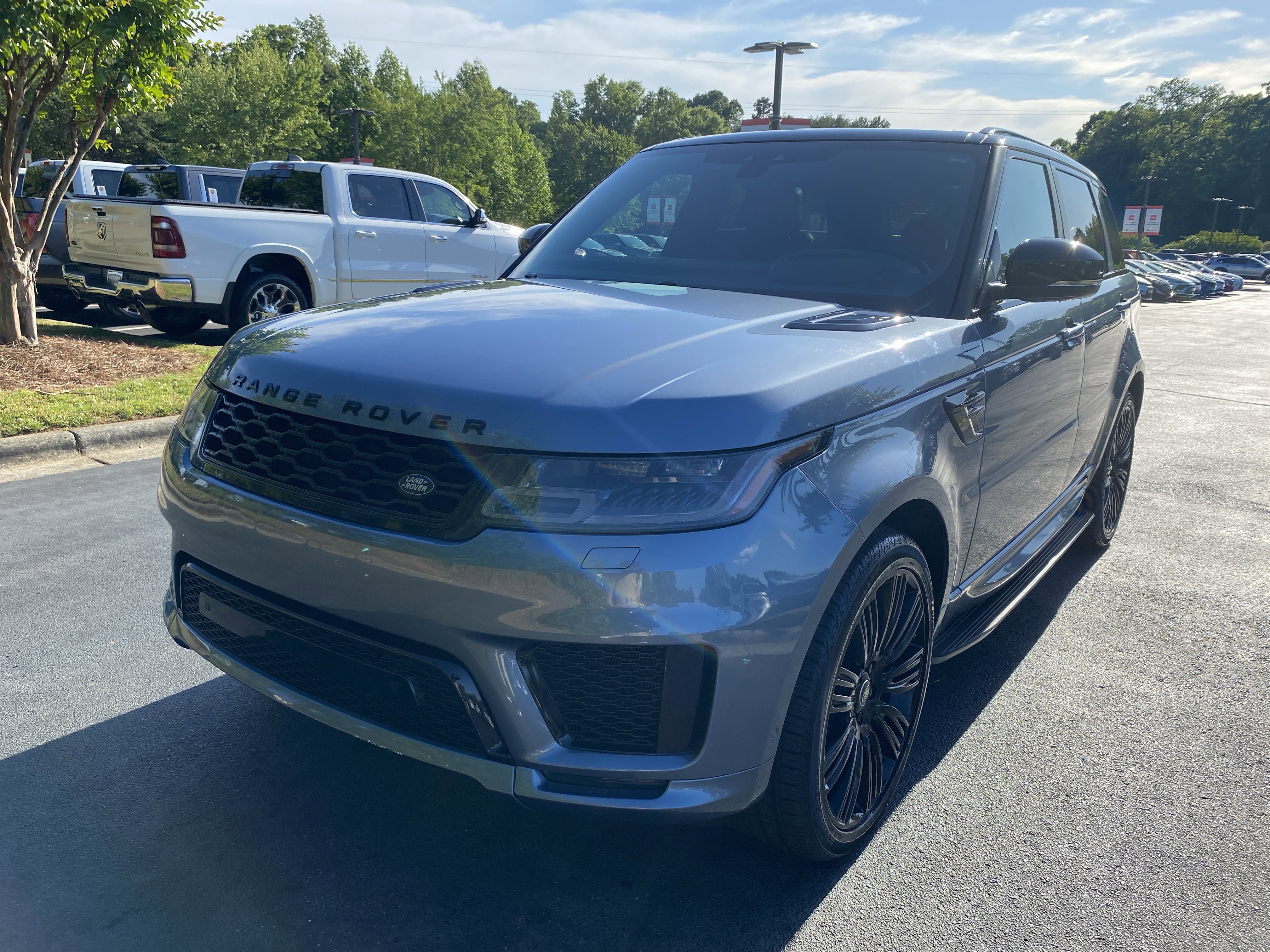 Used 2019 Land Rover Range Rover Sport Supercharged AWD/4WD image 1