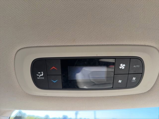 Used 2019 Chrysler Pacifica Touring-L Plus w/ Tire & Wheel Group image 20