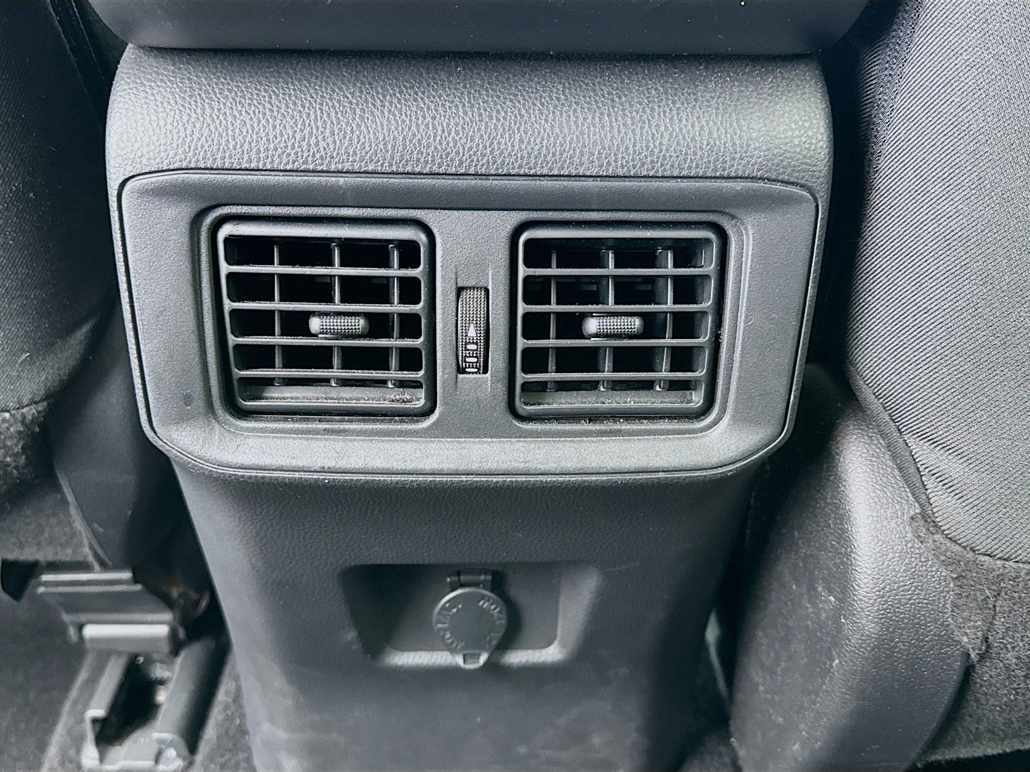 Used 2023 Toyota RAV4 LE image 16