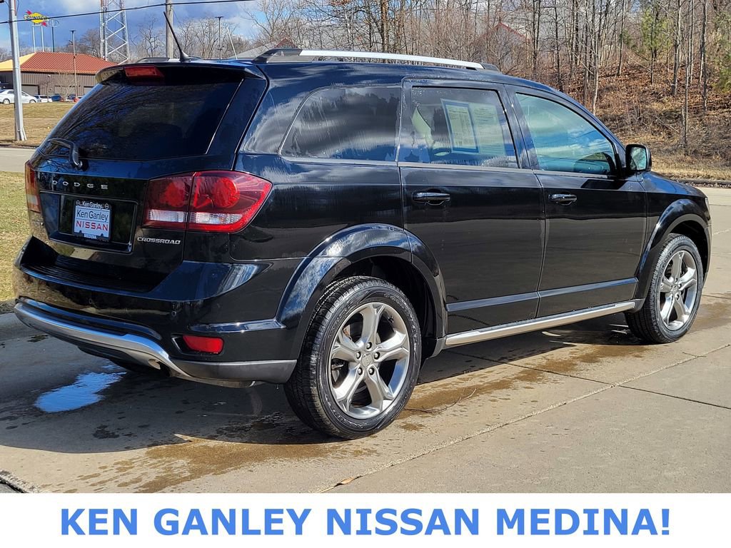 Used 2017 Dodge Journey Crossroad w/ Popular Equipment Group image 3