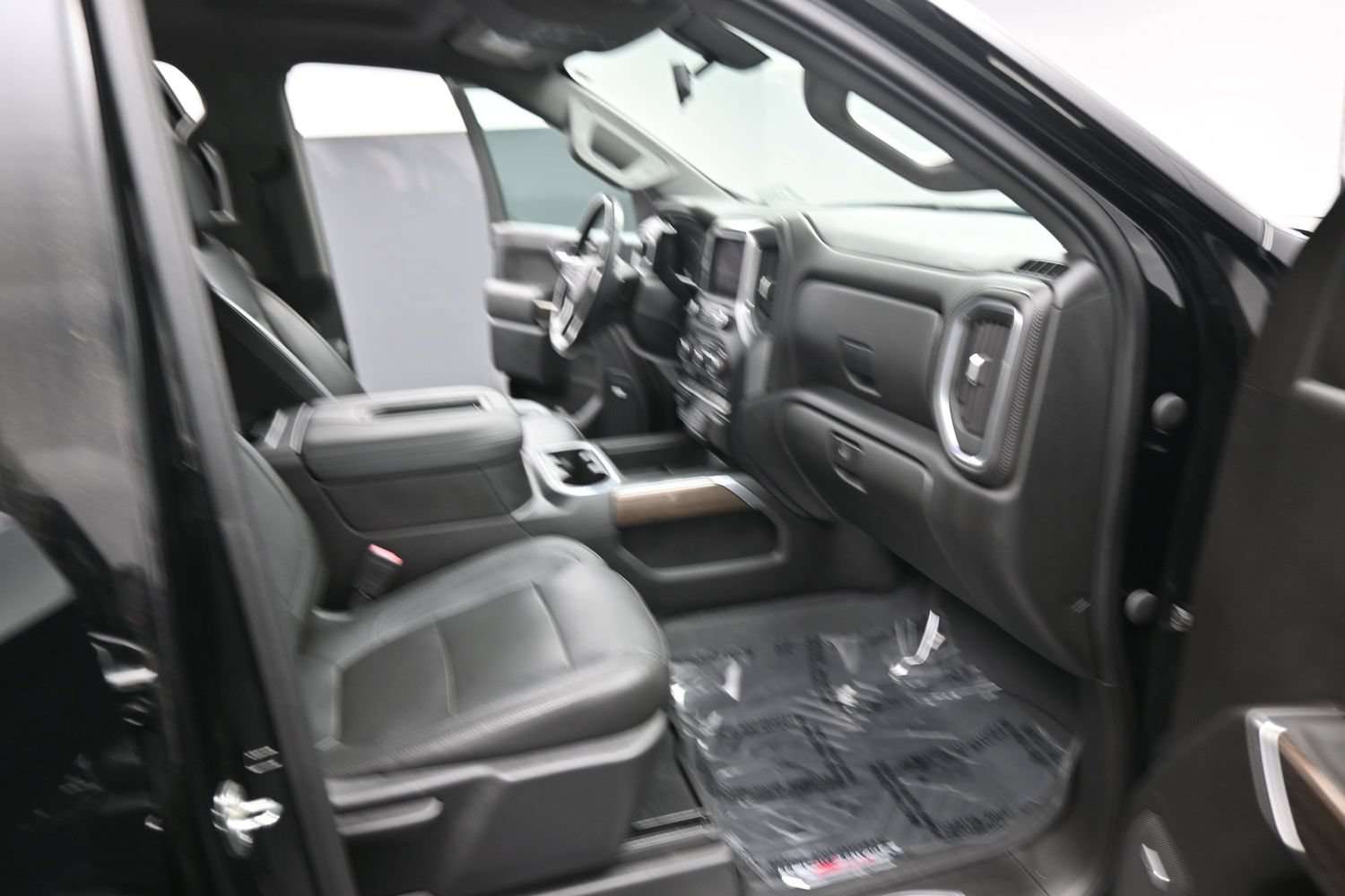 Used 2020 Chevrolet Silverado 1500 LT Trail Boss AWD/4WD image 19