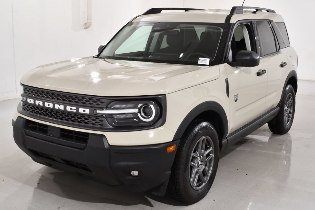 Used 2025 Ford Bronco Sport Big Bend w/ Convenience Package AWD/4WD image 2