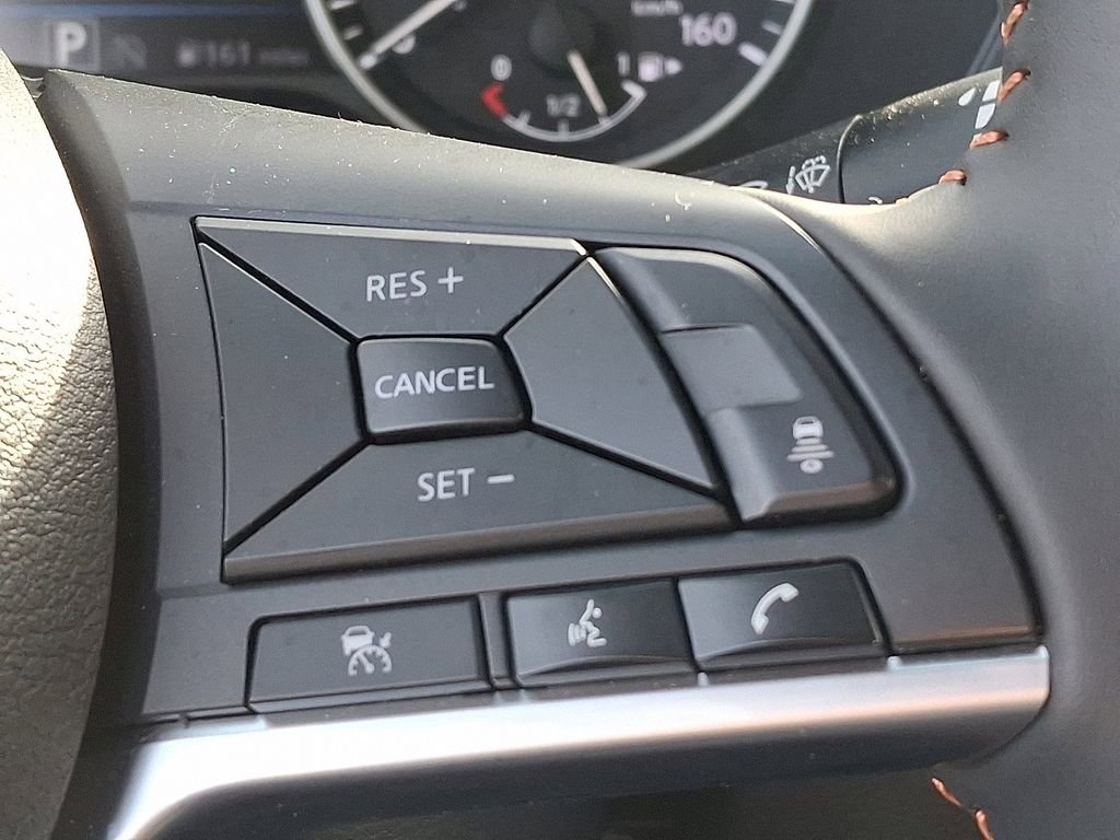 Used 2025 Nissan Sentra SR image 22