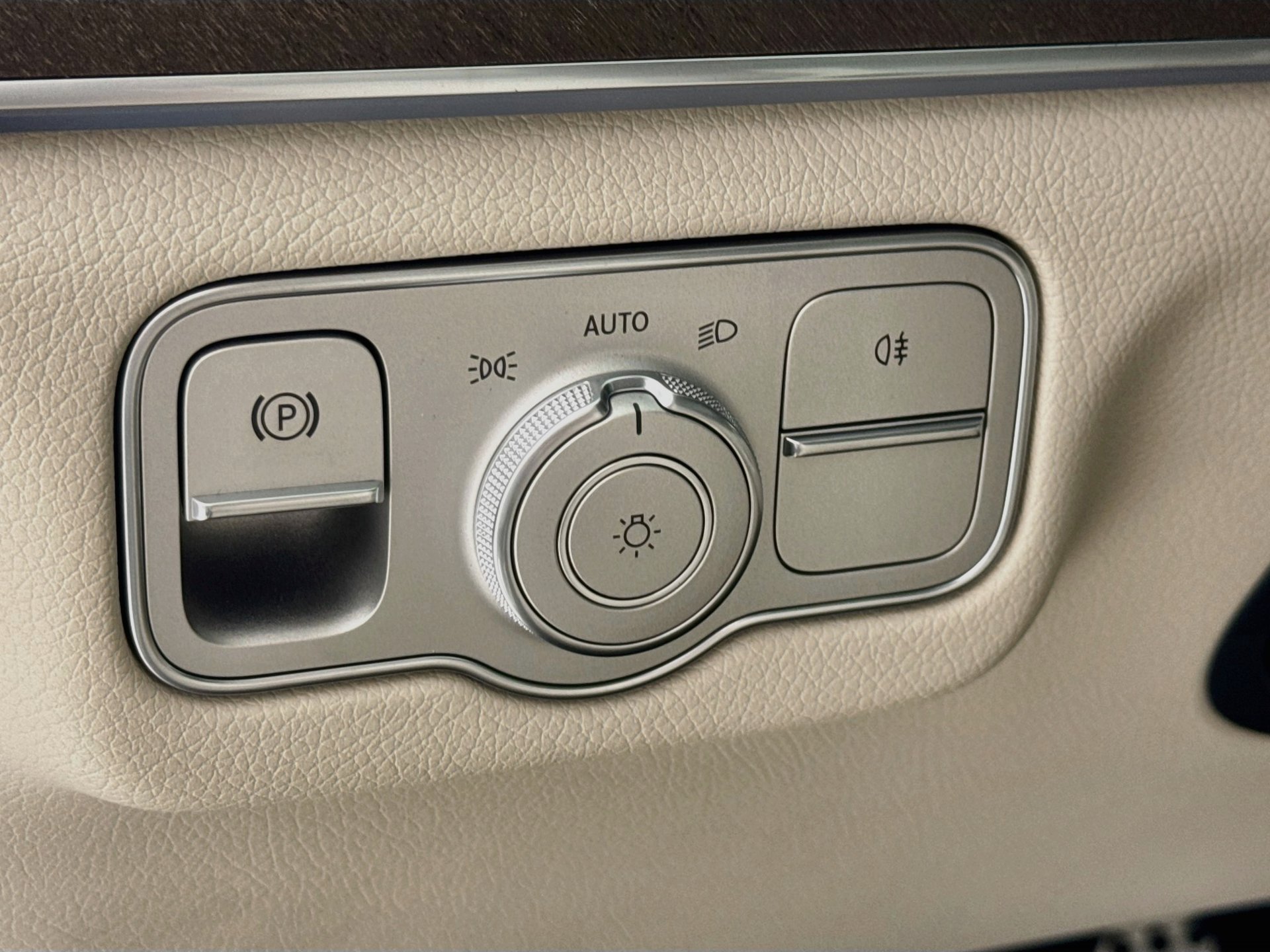 New 2027 Mercedes-Benz GLS 450 4MATIC image 11