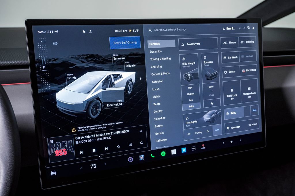 Used 2024 Tesla Cybertruck AWD Crew Cab image 23