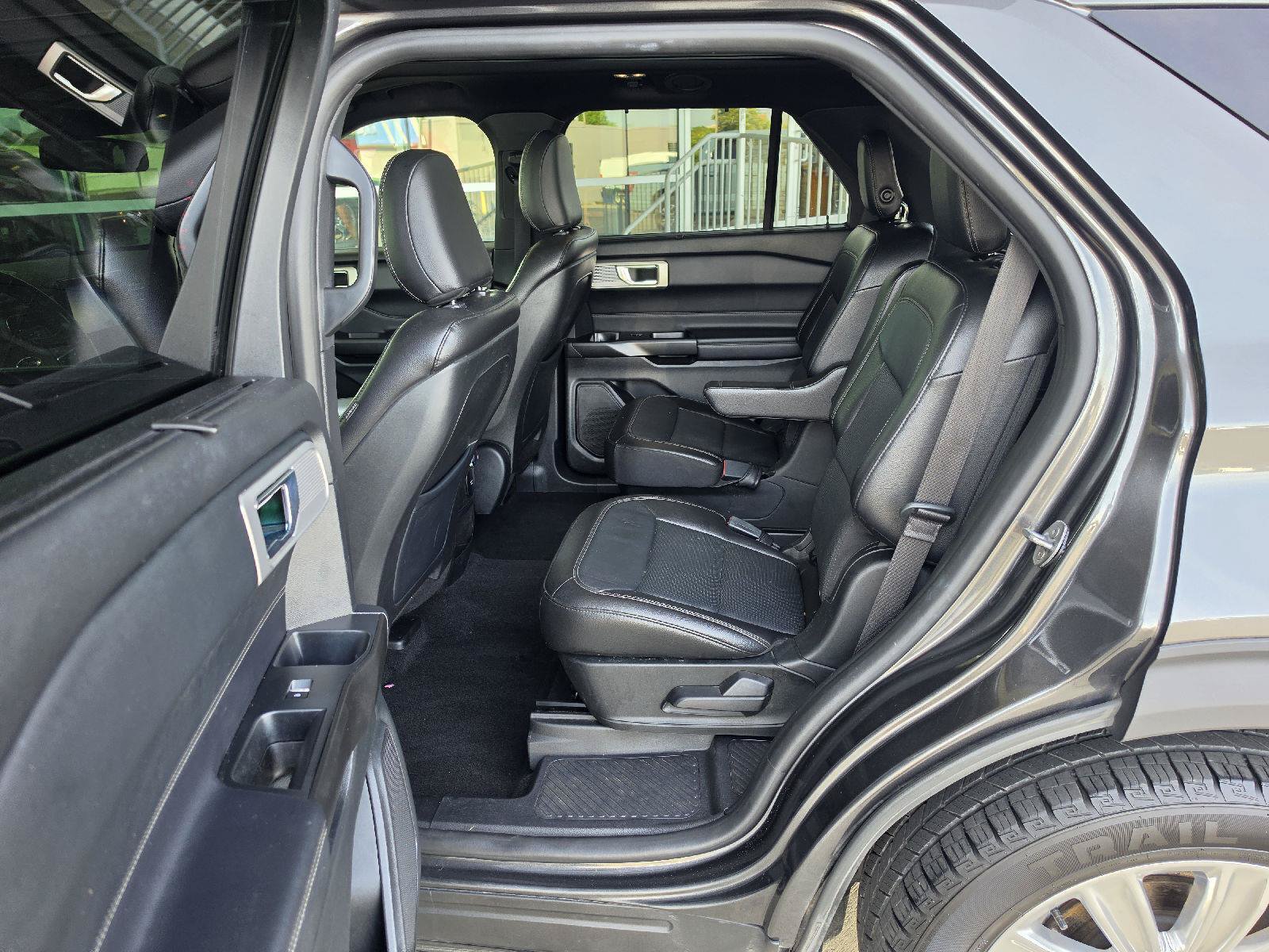 Used 2020 Ford Explorer Limited AWD/4WD image 10