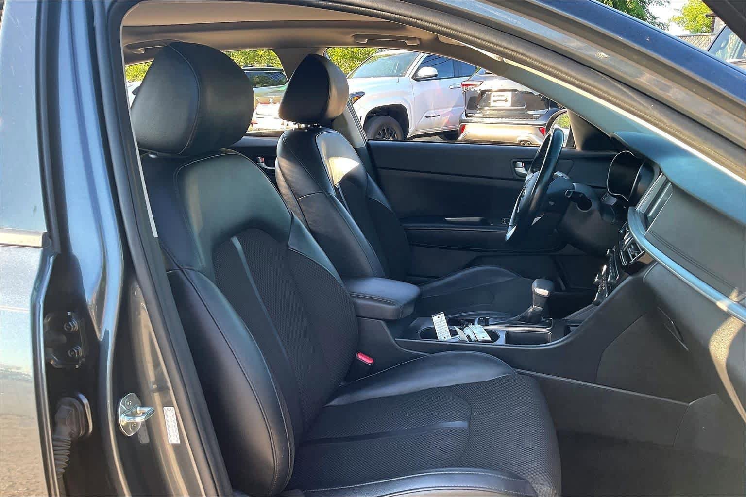 Used 2020 Kia Optima S w/ S Panoramic Sunroof Package FWD image 9