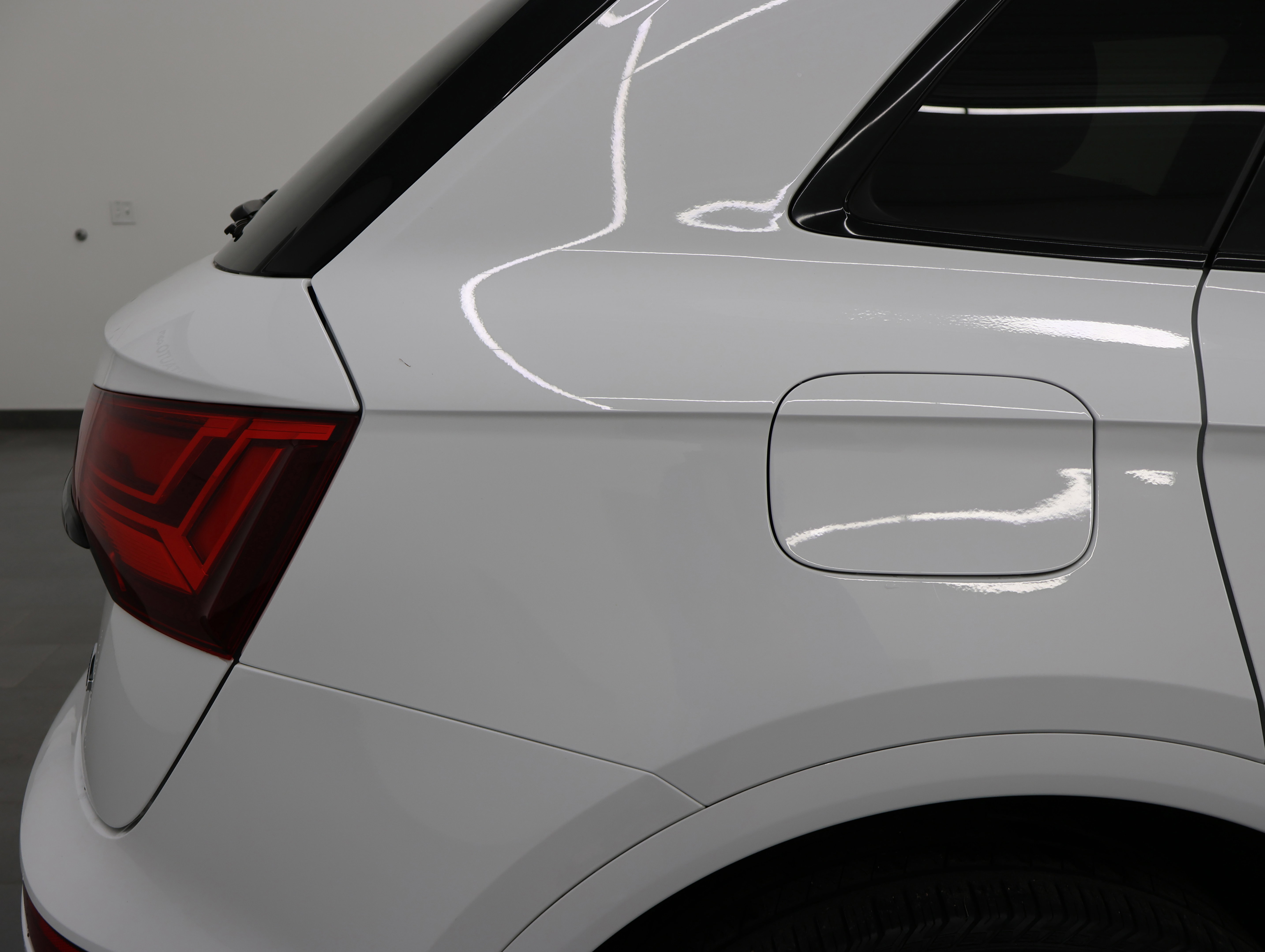 Used 2025 Audi Q5 2.0T Premium image 25