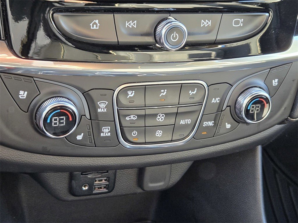 Certified 2023 Chevrolet Traverse Premier image 19