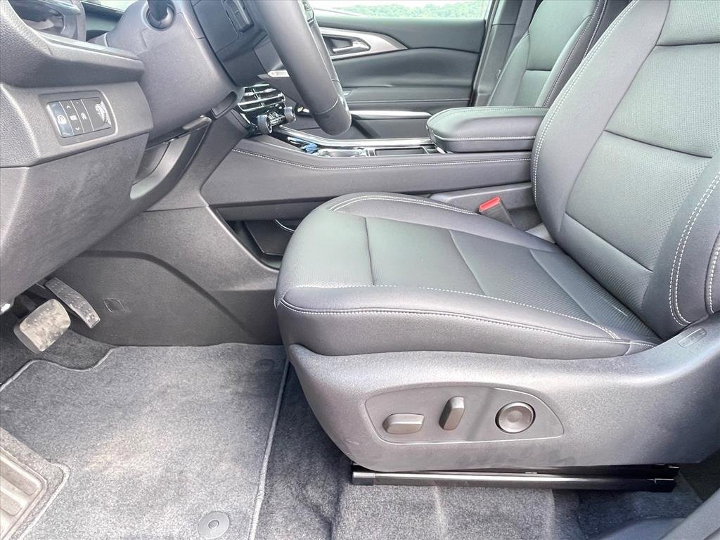 New 2026 Chevrolet Traverse LT FWD image 21