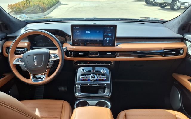 Used 2022 Lincoln Nautilus Black Label AWD/4WD image 23