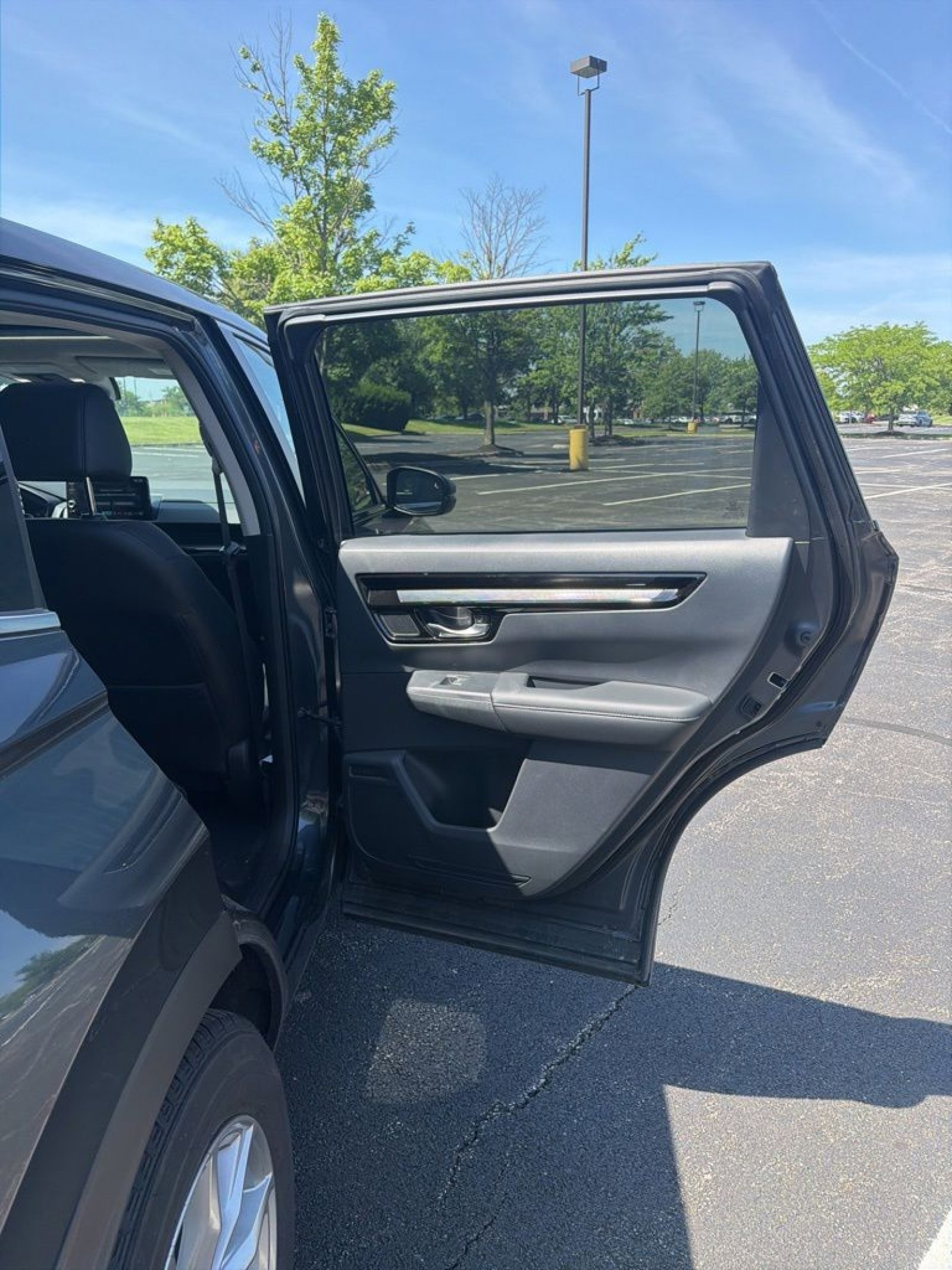 Used 2023 Honda CR-V EX-L image 29