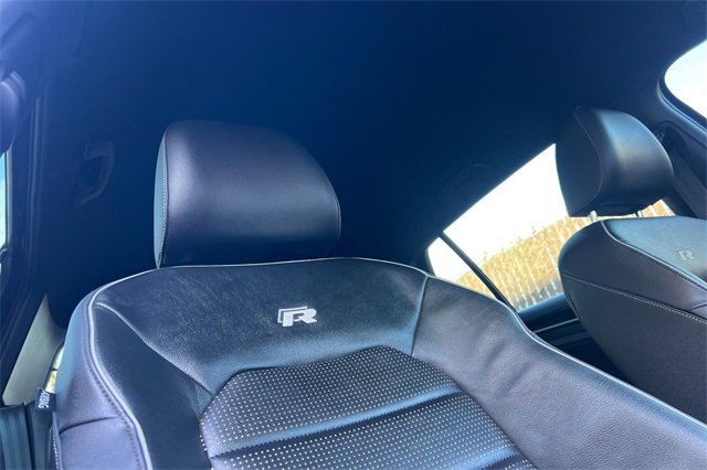Used 2019 Volkswagen Golf R 4-Door image 19