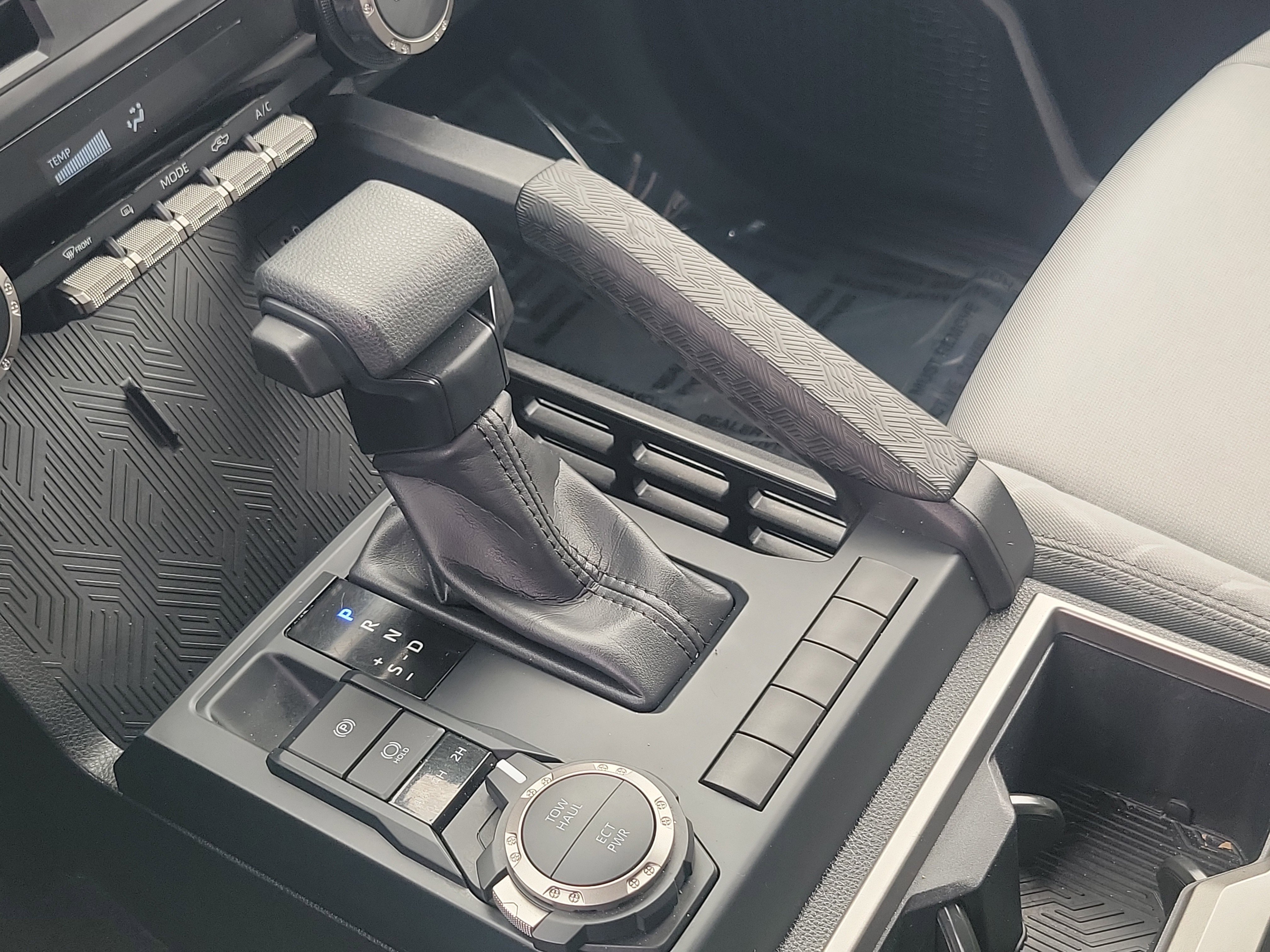 Certified 2025 Toyota Tacoma SR5 image 31
