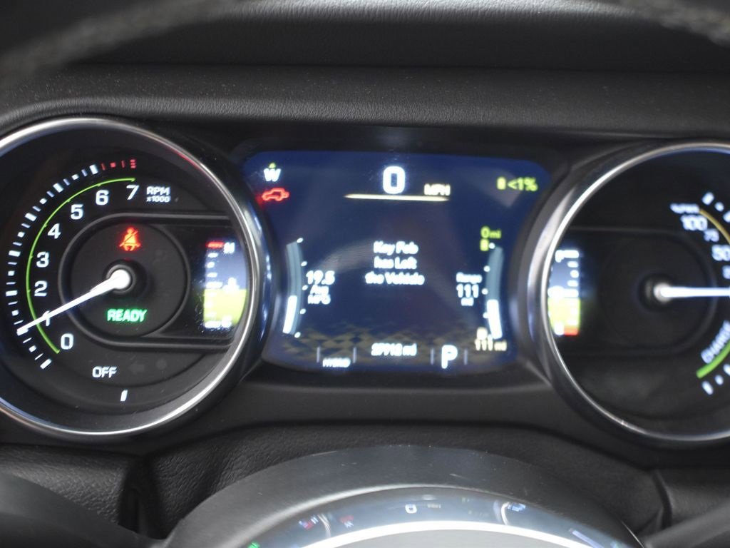 Used 2021 Jeep Wrangler Unlimited Sahara w/ Cold Weather Group image 31