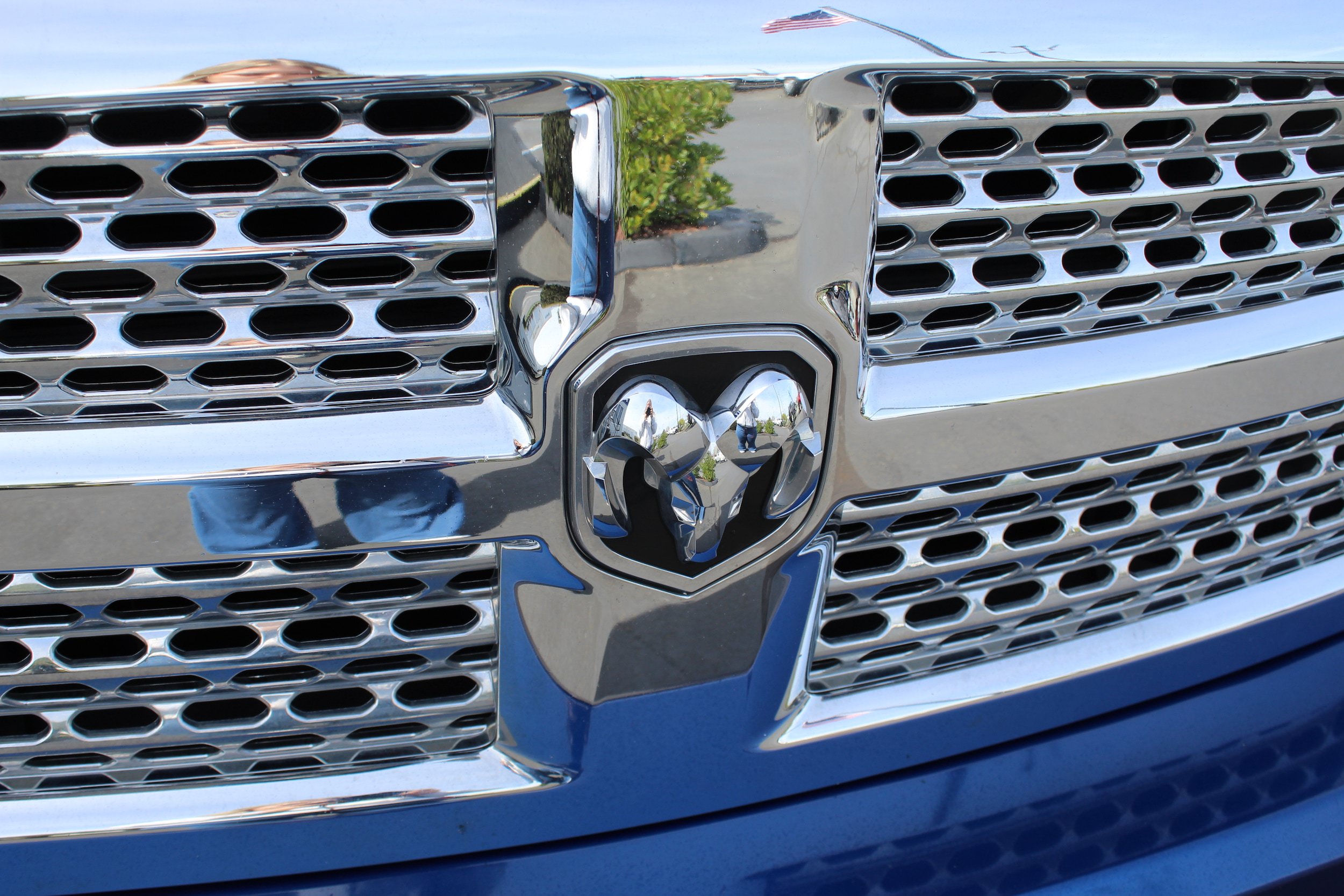 Used 2017 RAM 1500 Laramie w/ Convenience Group AWD/4WD image 9