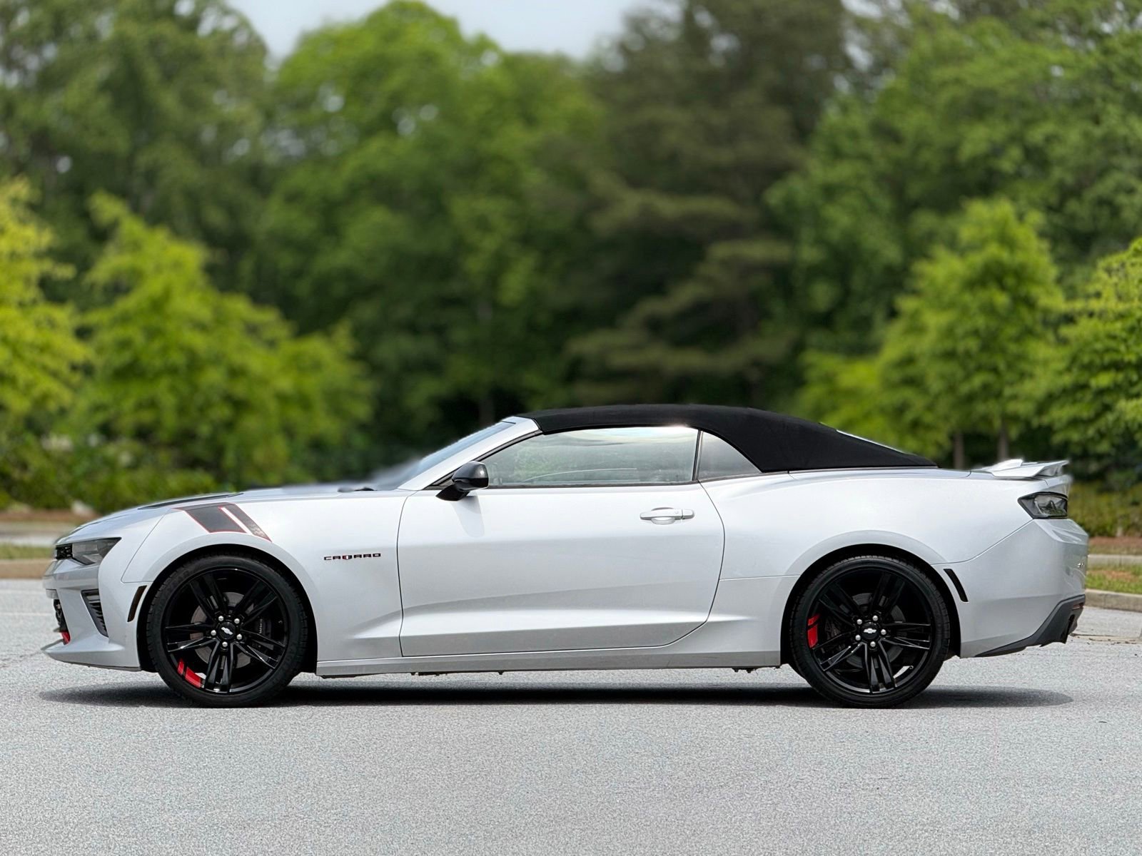 Used 2018 Chevrolet Camaro SS w/ Redline Edition RWD image 9
