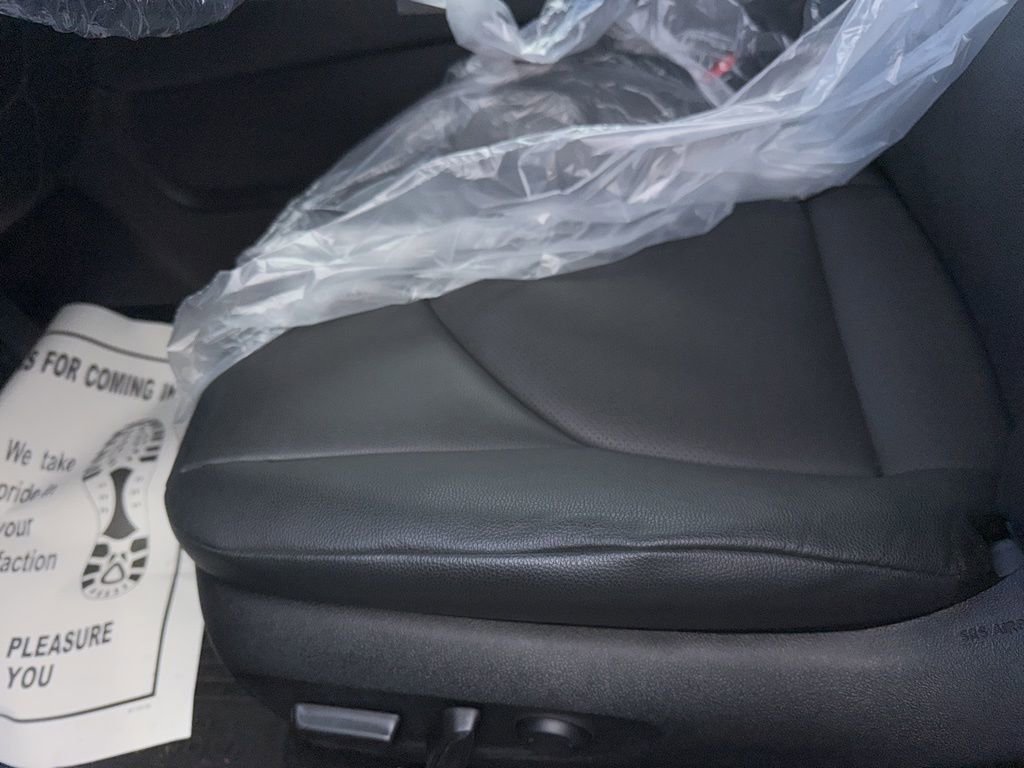 Used 2024 Toyota Grand Highlander XLE image 18