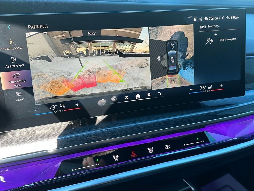 Used 2025 BMW 760i xDrive image 25